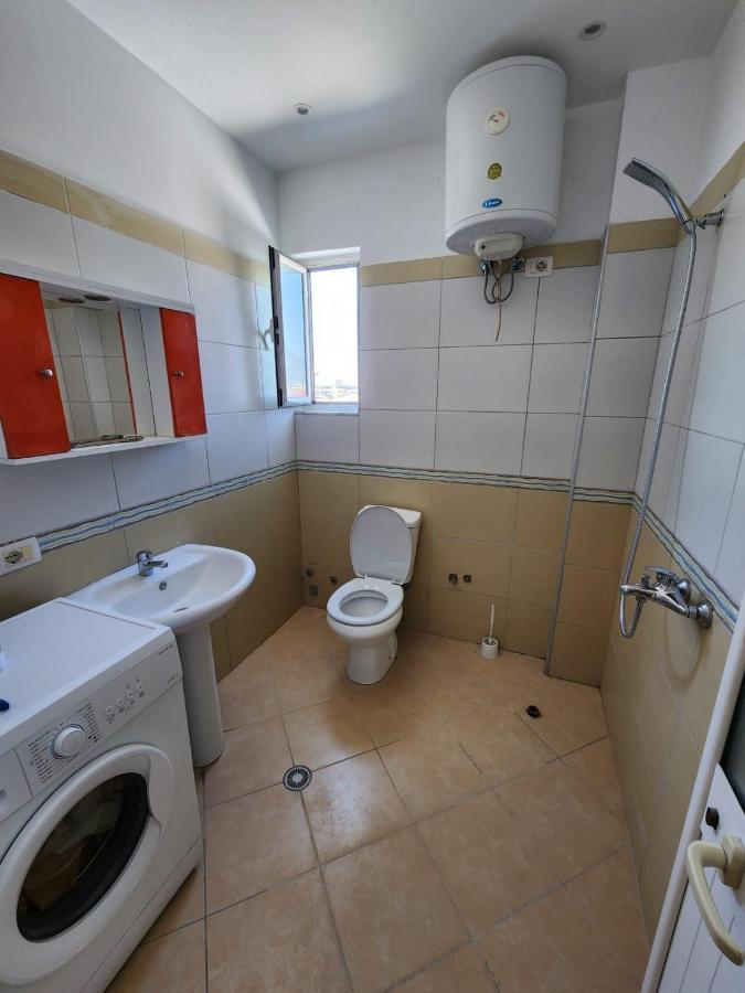 Tirana Class House 外观 照片