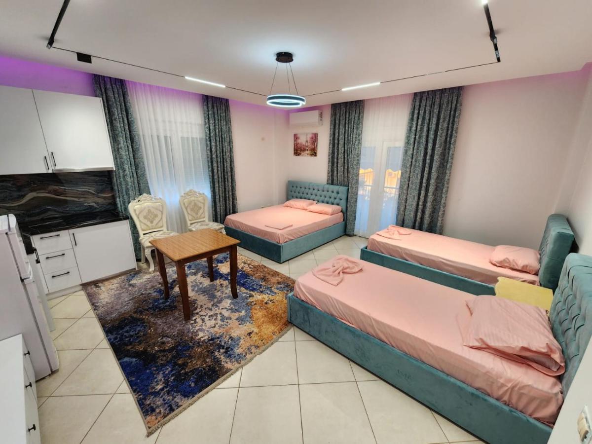 Tirana Class House 外观 照片